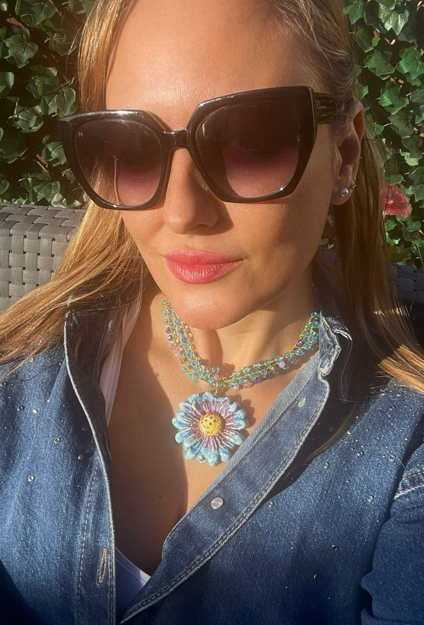 COLLAR FLOR AZUL